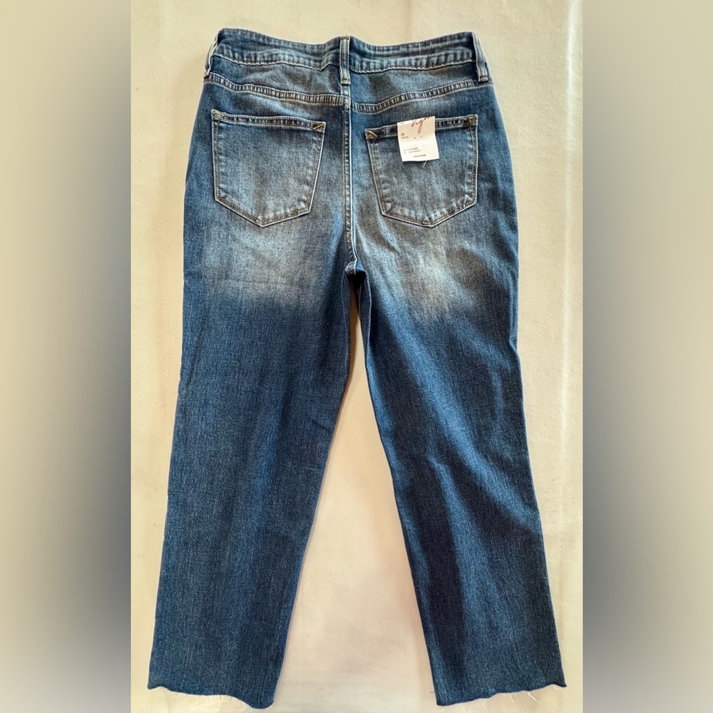 VIGOSS Stevie Crop Straight Raw Hem Jeans (28) - Picture 4 of 16